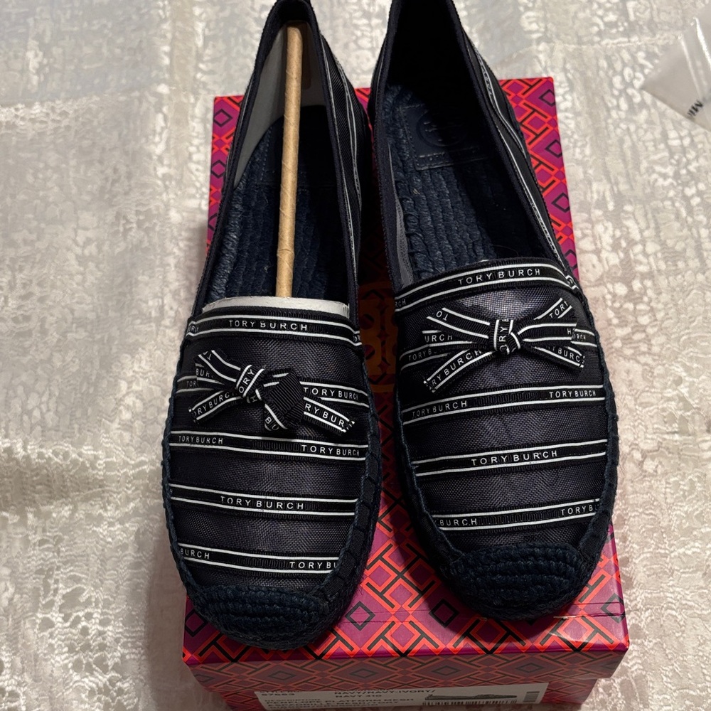 Brand New Tory Burch espadrille